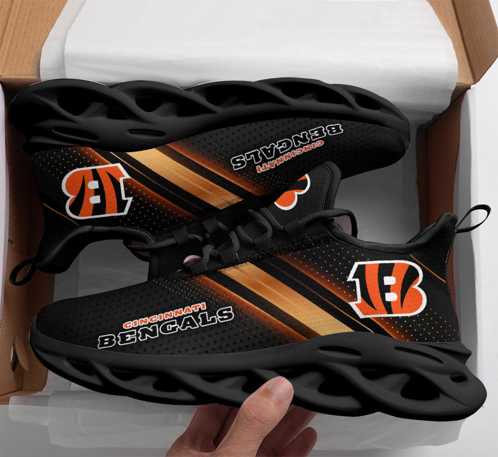 Cincinnati Bengals NFL Max Soul Shoes Sneakers for Men And Women – NFL Football Fan Shoes, Team Sneakers - Image 4