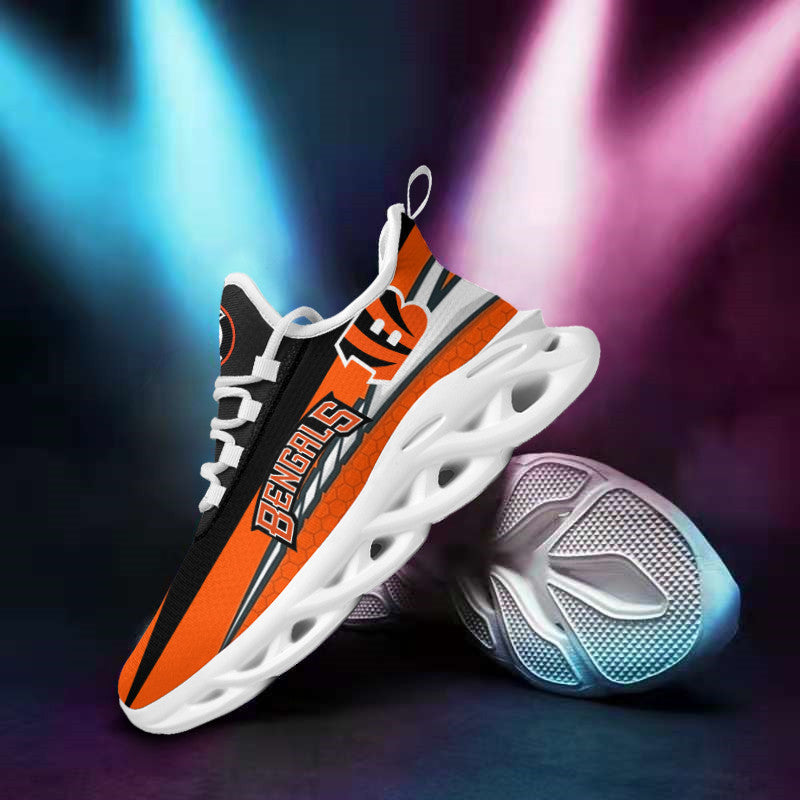 Cincinnati Bengals NFL Max Soul Shoes Sneakers for Men And Women – NFL Football Fan Shoes, Team Sneakers - Image 4
