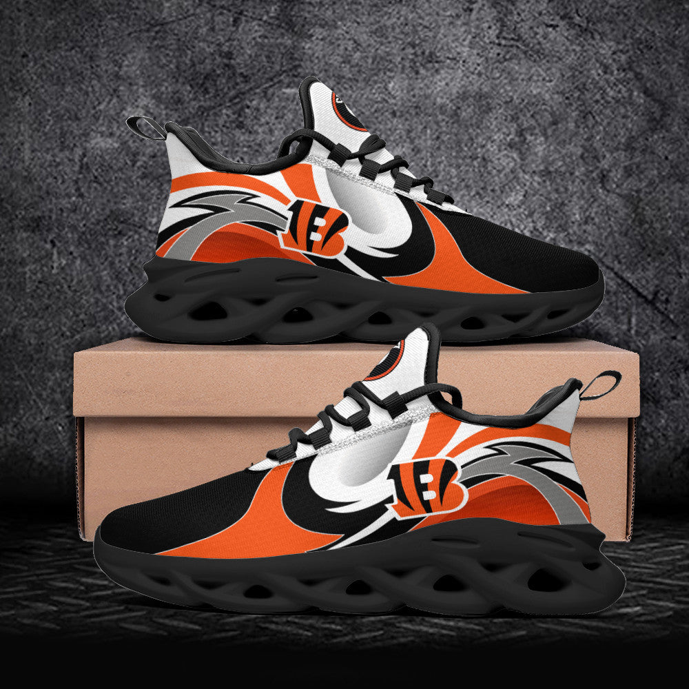 Cincinnati Bengals NFL Max Soul Shoes Sneakers for Men And Women – NFL Football Fan Shoes, Team Sneakers - Image 4