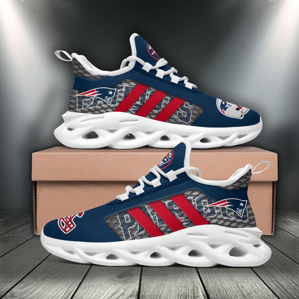 New England Patriots Max Soul ShoesSneakers for Men And Women – NFL Football Fan Shoes, Team Sneakers - Image 3