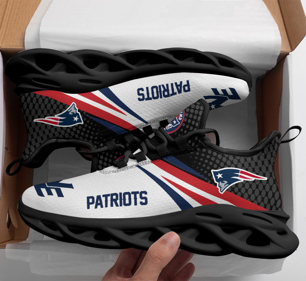 New England Patriots NFL Max Soul Shoes Sneakers for Men And Women – NFL Football Fan Shoes, Team Sneakers